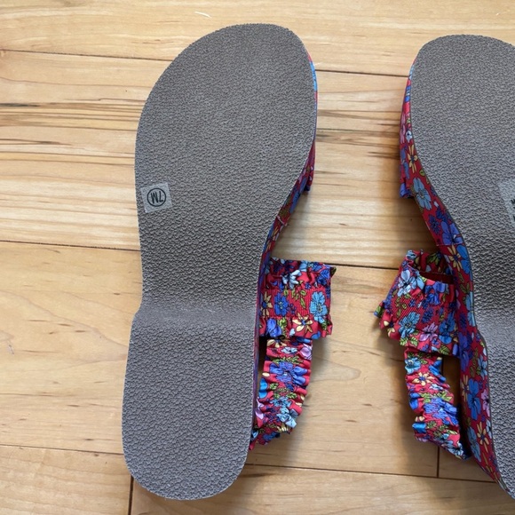 Coconuts by Matisse Platform Casual Sandals Mid Heel 2-3" Womens Size 7 Floral - Picture 6 of 7